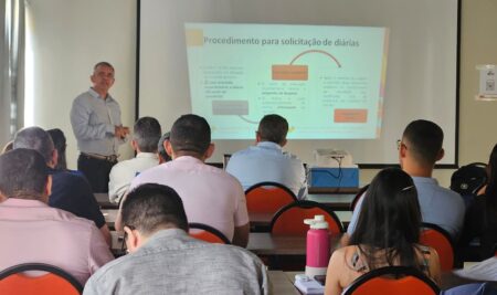 CGM ARACATI PROMOVE CAPACITAÇÃO SOBRE CONCESSÃO DE DIÁRIAS